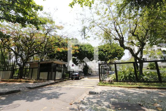 Fachada do Prédio de apartamento à venda com 3 quartos, 328m² em Barra da Tijuca, Rio de Janeiro