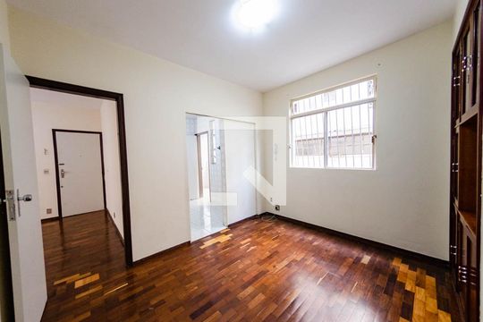Sala de jantar de apartamento para alugar com 3 quartos, 93m² em Nova Suíça, Belo Horizonte