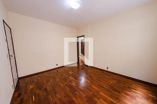 Sala de apartamento para alugar com 3 quartos, 93m² em Nova Suíça, Belo Horizonte