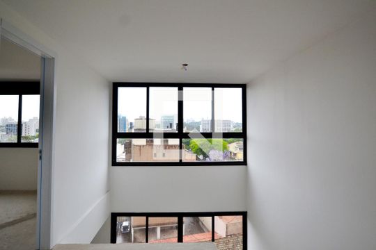 Hall de apartamento à venda com 2 quartos, 64m² em Vila João Pessoa, Porto Alegre