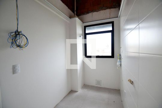 Cozinha de apartamento à venda com 2 quartos, 64m² em Vila João Pessoa, Porto Alegre