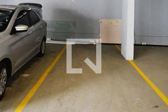 Garagem de apartamento à venda com 2 quartos, 64m² em Vila João Pessoa, Porto Alegre