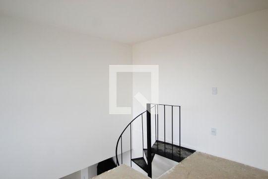 Hall de apartamento à venda com 2 quartos, 64m² em Vila João Pessoa, Porto Alegre