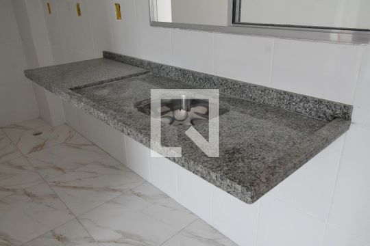 Sala/Cozinha de apartamento à venda com 1 quarto, 32m² em Vila Ré, São Paulo