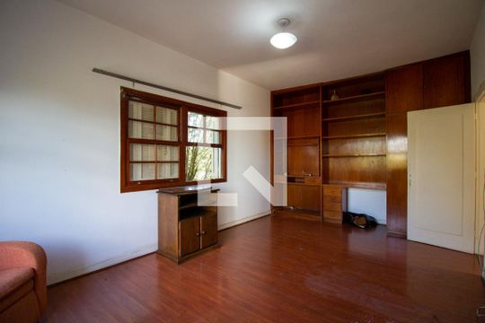 Quarto 1 de casa para alugar com 3 quartos, 300m² em Vila Romana, São Paulo