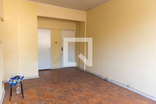 Sala de apartamento para alugar com 2 quartos, 83m² em Madureira, Rio de Janeiro