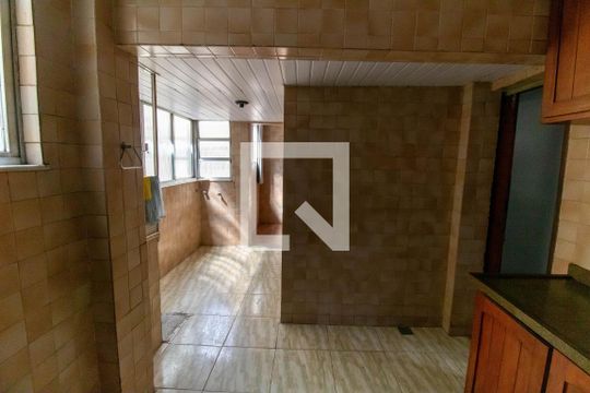 Cozinha e Área de Serviço de apartamento à venda com 3 quartos, 80m² em Fonseca, Niterói