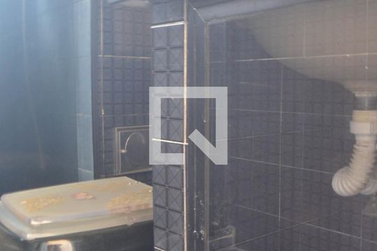 Banheiro  de apartamento para alugar com 2 quartos, 60m² em Comendador Soares, Nova Iguaçu