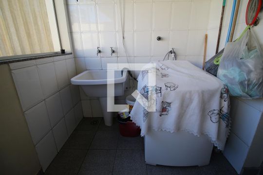 Área de Serviço de casa à venda com 3 quartos, 388m² em Vila Bela, São Paulo