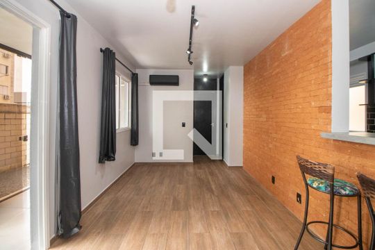 Sala de apartamento à venda com 2 quartos, 88m² em Humaitá, Porto Alegre