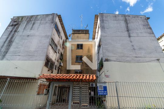 Fachada de apartamento à venda com 2 quartos, 46m² em Rubem Berta, Porto Alegre