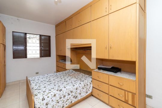 Suíte de casa à venda com 3 quartos, 180m² em Canindé, São Paulo