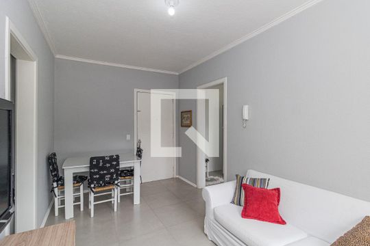 Sala de apartamento para alugar com 2 quartos, 64m² em Protásio Alves, Porto Alegre
