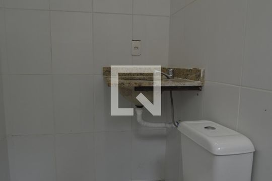 Bamheiro de casa de condomínio à venda com 4 quartos, 98m² em Tanque, Rio de Janeiro