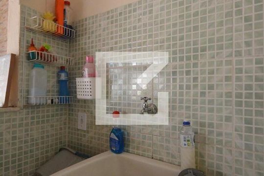 Área de Serviço de apartamento para alugar com 2 quartos, 70m² em Marechal Hermes, Rio de Janeiro