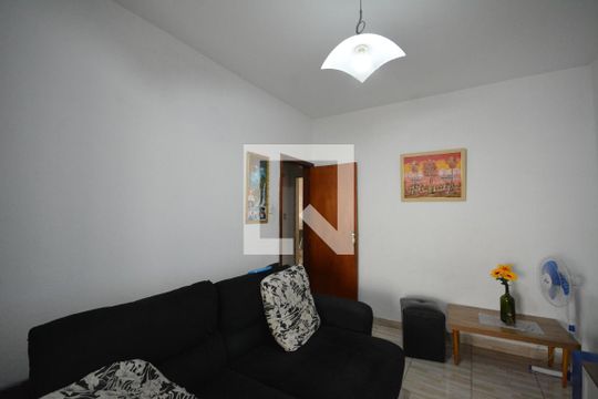 Sala de apartamento para alugar com 2 quartos, 70m² em Marechal Hermes, Rio de Janeiro