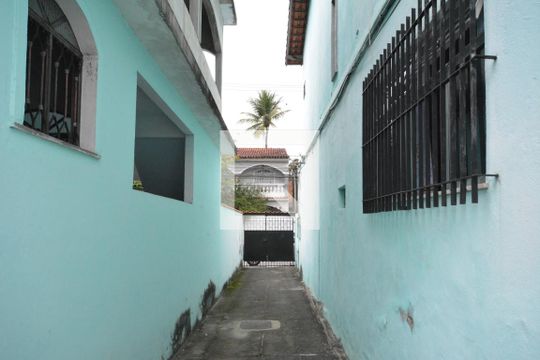 Corredor de apartamento para alugar com 2 quartos, 70m² em Marechal Hermes, Rio de Janeiro