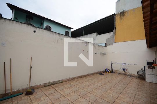 Churrasqueira de apartamento para alugar com 2 quartos, 70m² em Marechal Hermes, Rio de Janeiro