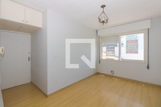 Apartamento à venda com 1 quarto, 50m² em Passo da Areia, Porto Alegre