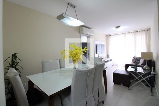 Sala de apartamento à venda com 2 quartos, 86m² em Freguesia de Jacarepaguá, Rio de Janeiro