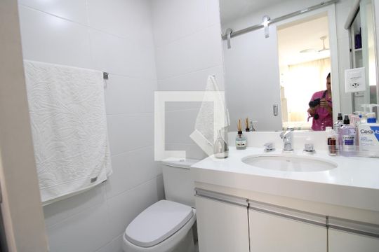 Banheiro da Suíte de apartamento à venda com 2 quartos, 86m² em Freguesia de Jacarepaguá, Rio de Janeiro