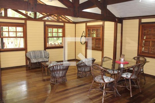 Sala de casa à venda com 4 quartos, 3000m² em Vargem Grande, Rio de Janeiro