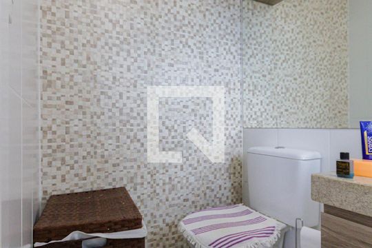 Banheiro da Suíte de apartamento para alugar com 2 quartos, 71m² em Anil, Rio de Janeiro