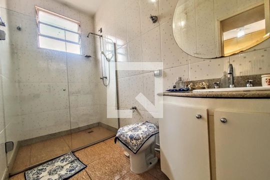Banheiro de apartamento à venda com 3 quartos, 121m² em Cidade Nova, Belo Horizonte