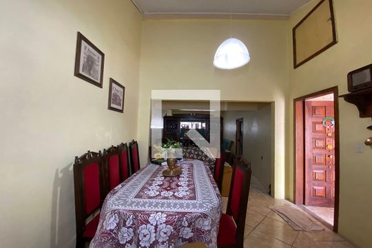 Cozinha de casa à venda com 3 quartos, 165m² em Santa Teresa, São Leopoldo