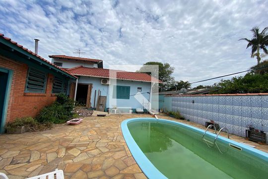Area externa de casa à venda com 3 quartos, 165m² em Santa Teresa, São Leopoldo