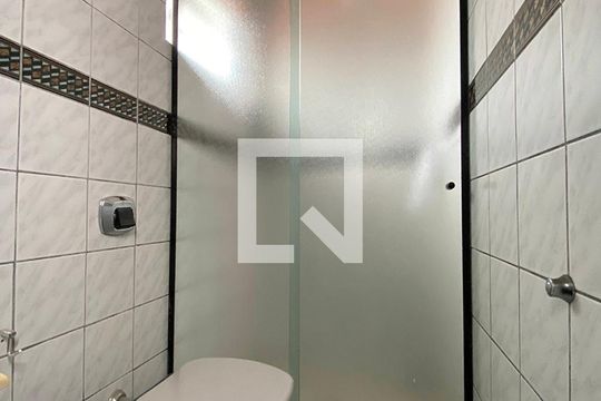 Banheiro de casa à venda com 3 quartos, 165m² em Santa Teresa, São Leopoldo