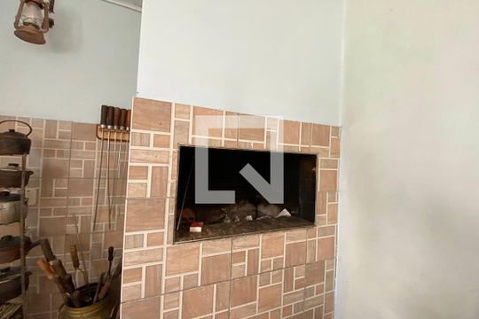 Garagem de casa à venda com 3 quartos, 165m² em Santa Teresa, São Leopoldo