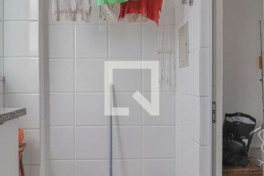 Área de Serviço  de apartamento para alugar com 2 quartos, 63m² em Sagrada Família, Belo Horizonte