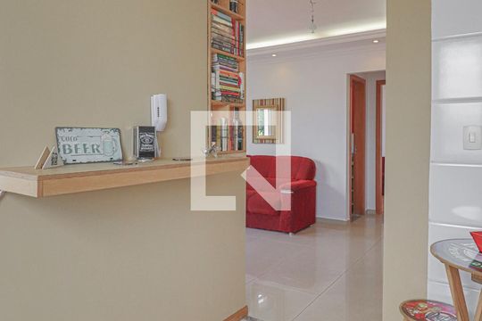 Cozinha  de apartamento para alugar com 2 quartos, 63m² em Sagrada Família, Belo Horizonte