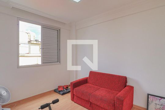 Quarto 1 de apartamento para alugar com 2 quartos, 63m² em Sagrada Família, Belo Horizonte