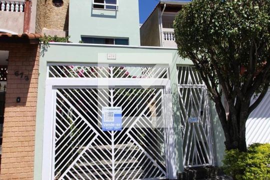 Fachada de casa à venda com 3 quartos, 300m² em Sítio da Figueira, São Paulo