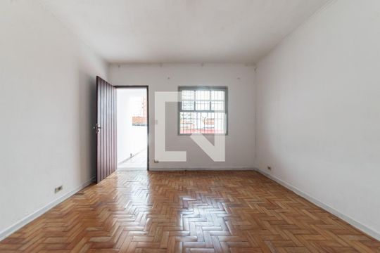 Quarto 1 de casa à venda com 3 quartos, 220m² em Vila Gumercindo, São Paulo