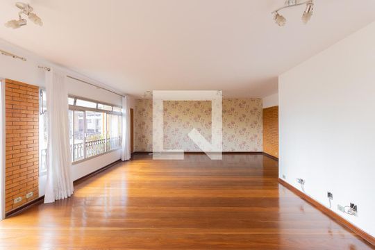 Apartamento para alugar com 4 quartos, 240m² em Vila Ema, São José dos Campos