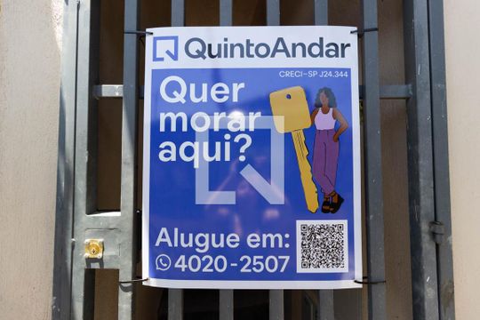 Placa de apartamento para alugar com 1 quarto, 38m² em Jardim Tremembe, São Paulo