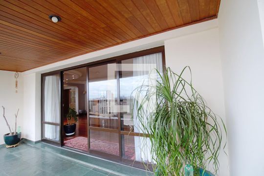 Varanda da Sala de apartamento para alugar com 4 quartos, 198m² em Jardim Monte Kemel, São Paulo
