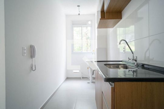 Cozinha de apartamento à venda com 2 quartos, 42m² em Cidade Lider, São Paulo