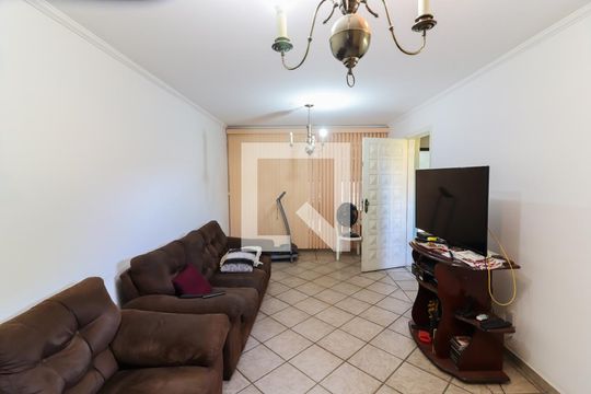 Sala Estar de casa para alugar com 3 quartos, 300m² em Jardim Pinheiros, São Paulo