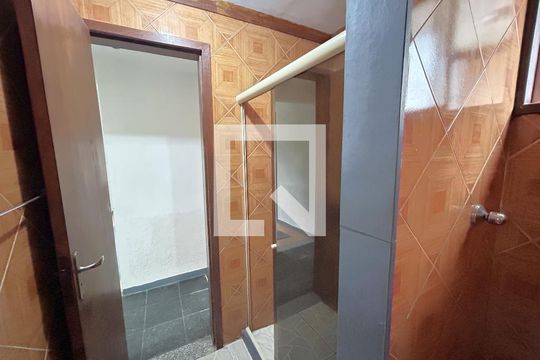 Banheiro de casa para alugar com 2 quartos, 65m² em Cachambi, Rio de Janeiro