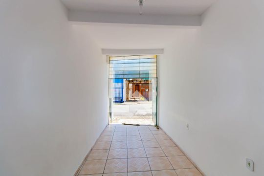 Garagem de casa à venda com 2 quartos, 100m² em Vila Graciosa, São Paulo