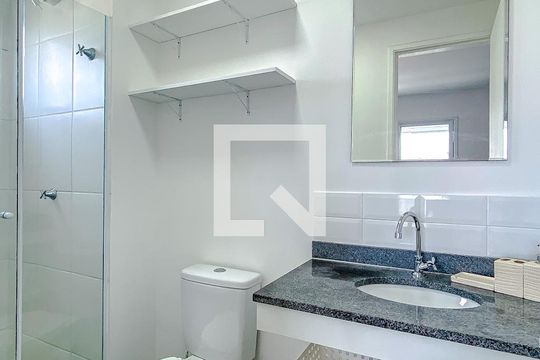 Banheiro de kitnet/studio à venda com 1 quarto, 36m² em Vila Mariana, São Paulo