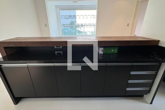 Sala/cozinha de apartamento à venda com 3 quartos, 86m² em Vila Mariana, São Paulo