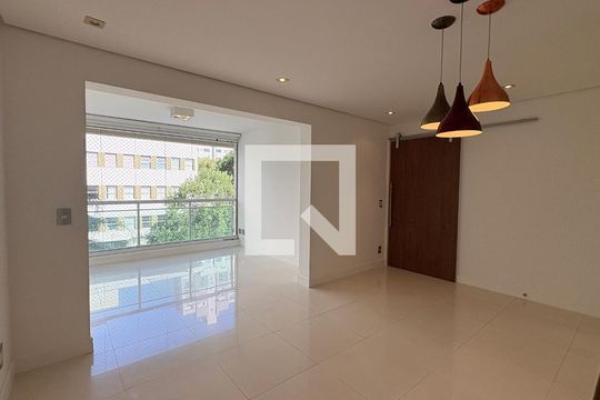 Sala/cozinha de apartamento à venda com 3 quartos, 86m² em Vila Mariana, São Paulo