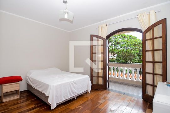 Quarto 1 de casa para alugar com 3 quartos, 280m² em Jardim Santa Mena, Guarulhos