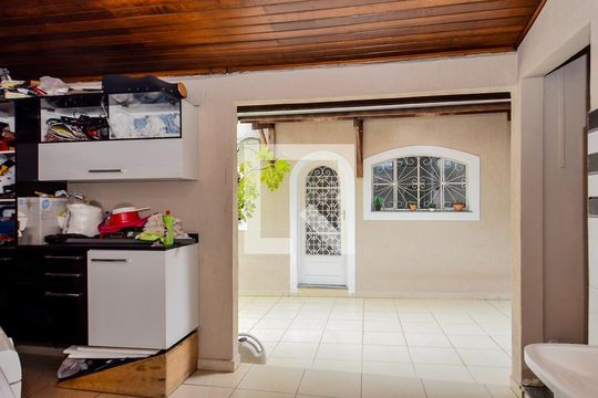 Área de Serviço de casa para alugar com 3 quartos, 280m² em Jardim Santa Mena, Guarulhos
