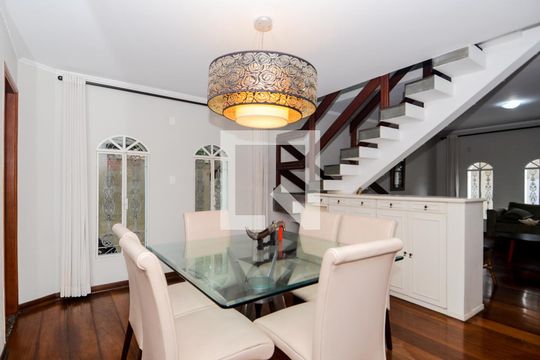 Sala de Jantar de casa para alugar com 3 quartos, 280m² em Jardim Santa Mena, Guarulhos